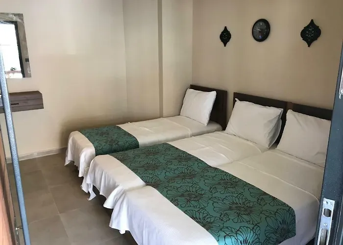 Hayal מלון דירות 3*